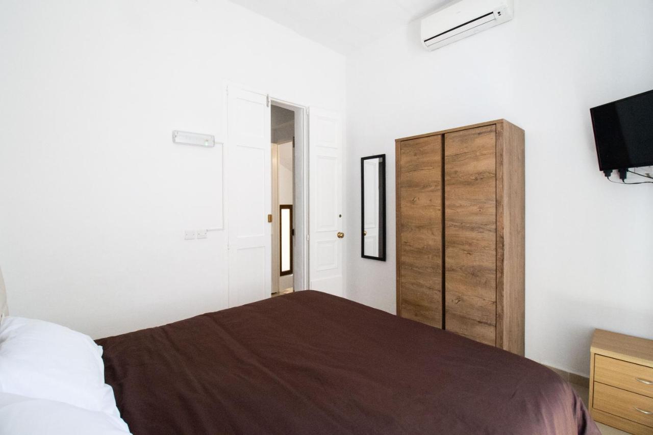 Brant Lodging Sliema Exteriör bild