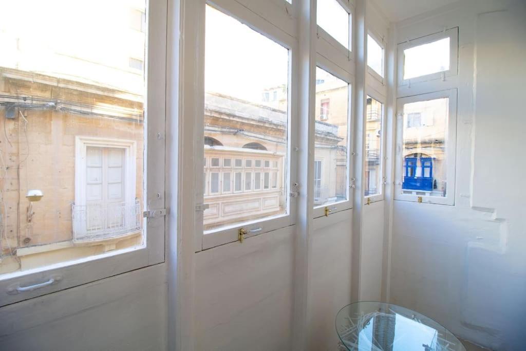 Brant Lodging Sliema Exteriör bild